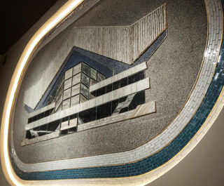 "Весь наполнен пасхалками". Чертежи и кинопроектор, найденные в СКК, покажут омичам