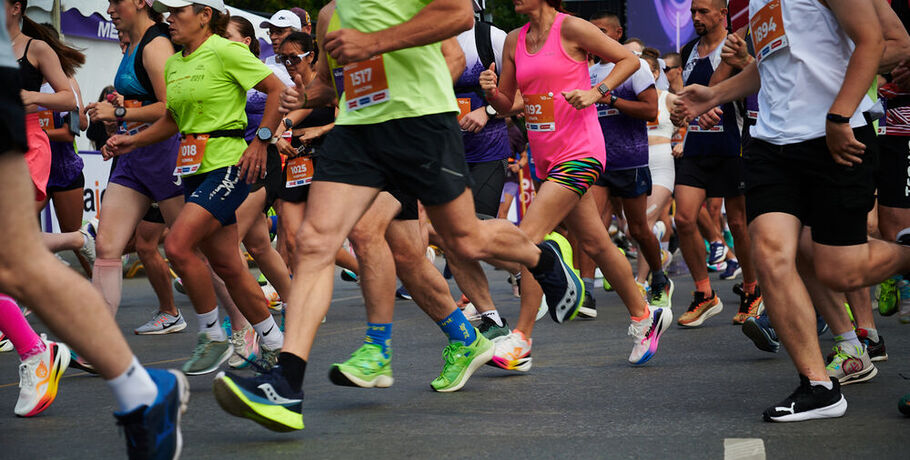 Омск вновь готовится к забегам. Расписание стартов SIM-2026