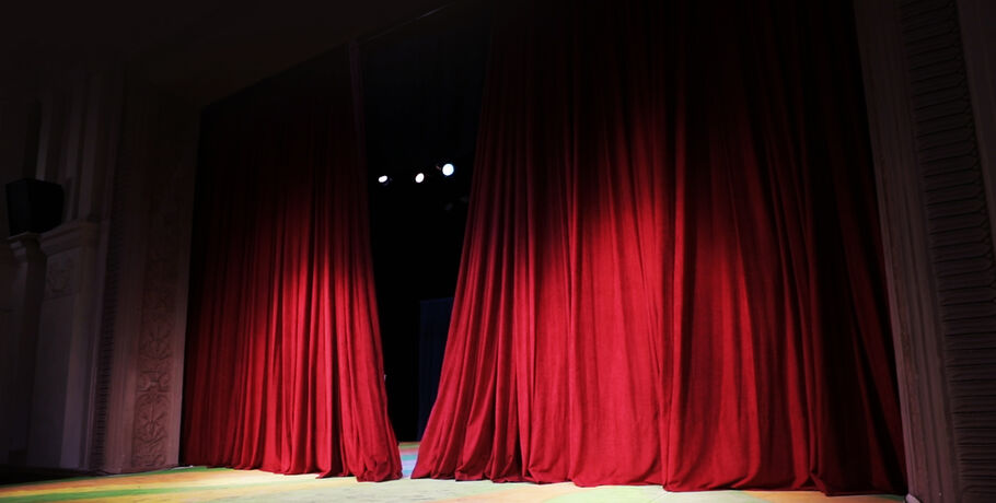 "Вся мужская сила должна брать своё начало в доброте". Артисты "Галёрки" расскажут о любви настоящих "мужиков"