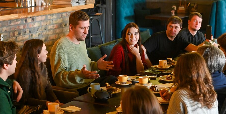 Есть ли что-то страшнее человека? Несмешной спектакль по Гоголю готовят омские артисты