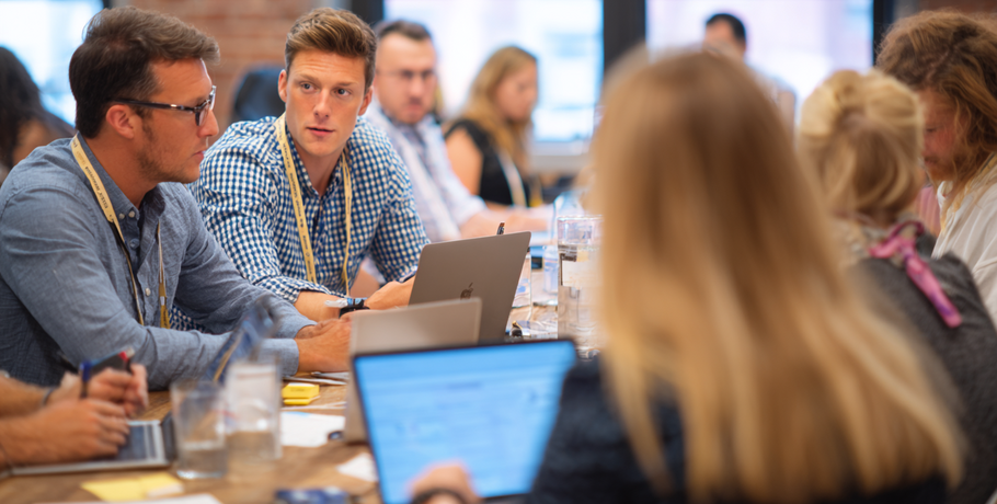 Магия и ребрендинг: о чём маркетологи говорят по вечерам