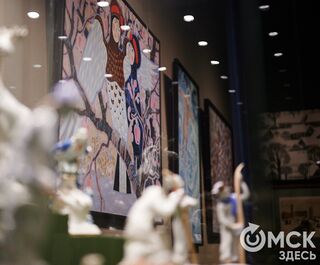 От 0&deg; и ниже. В Омске открылась выставка, вдохновлённая заснеженной красотой и предчувствием чуда