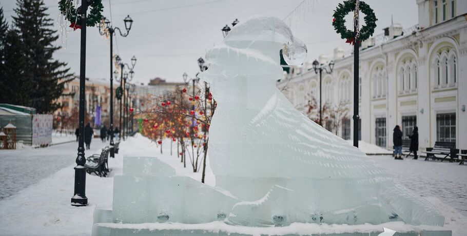 Морозы в Омске сменились потеплением со снегом