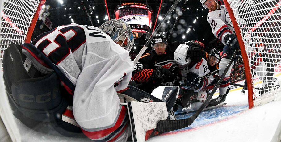 Дубль Пономарёва принёс "Авангарду" победу над "Нефтехимиком"