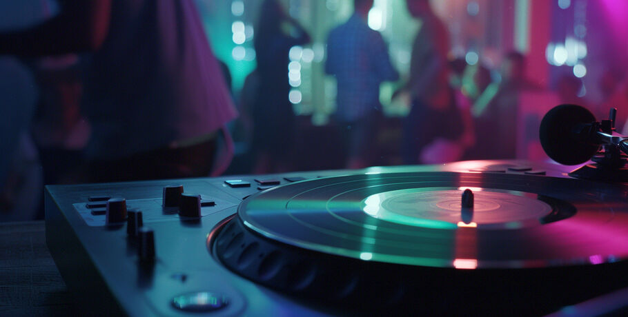 Сменить пластинку под Новый год. Чем 2025-й запомнился любителям омской музыки