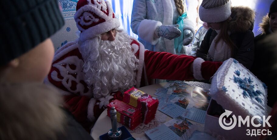 Резиденция Деда Мороза в Большеречье вошла в топ лучших по стране
