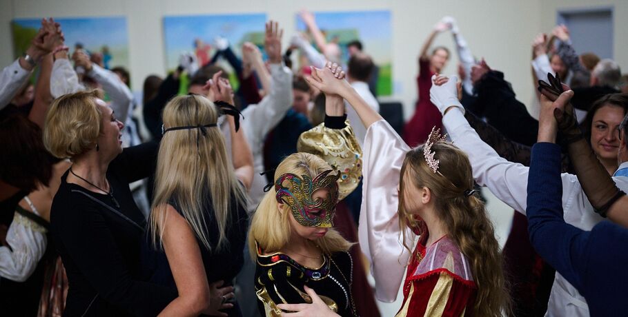 Разрешите пригласить. В Омске состоялся Городской бал