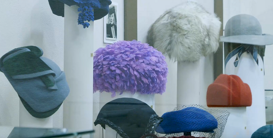 От кепки до вуалетки: как головные уборы рассказывают советскую историю
