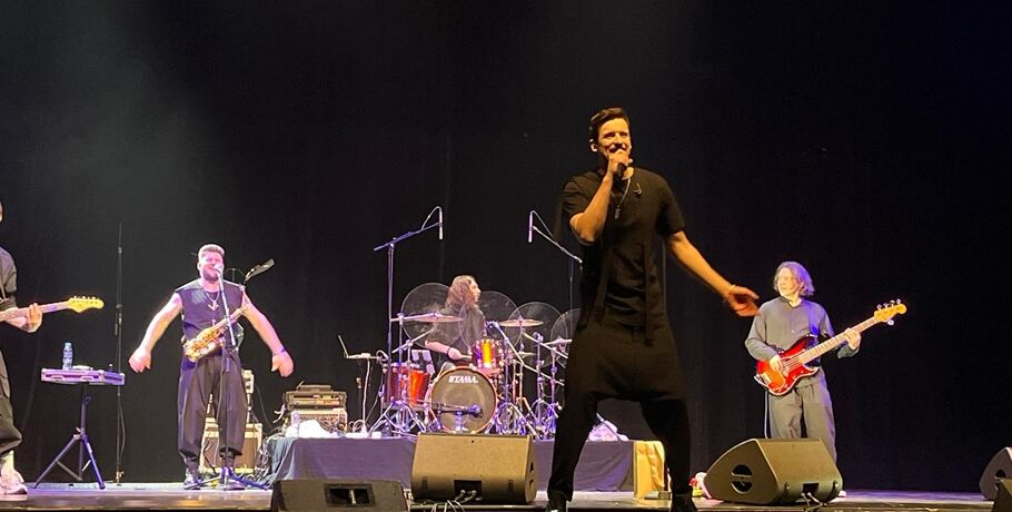 "Хоть я и Колдун, ритуалов у меня нет". Исполнитель хита "Дай мне силу" о&nbsp;сцеплении с реальностью и гигиене вкуса