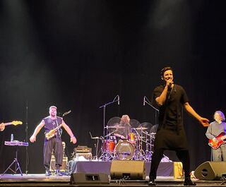 "Хоть я и Колдун, ритуалов у меня нет". Исполнитель хита "Дай мне силу" о&nbsp;сцеплении с реальностью и гигиене вкуса