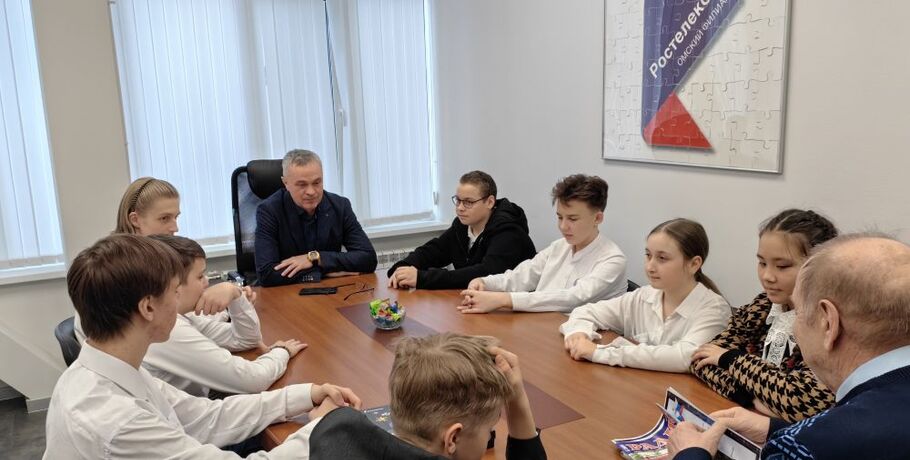 "Ростелеком" в Омске познакомил школьников с ИТ-индустрией