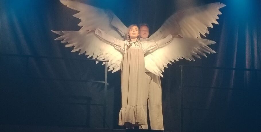 Благотворительный показ спектакля в помощь омскому приюту для животных собрал полный зал