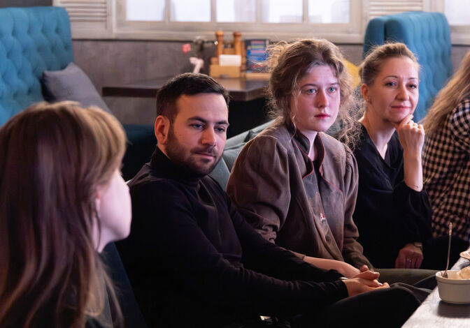 Равнодушие и собачья верность. "Пятый театр" устроит "допрос" свидетелей гибели Романовых Равнодушие и собачья верность. "Пятый театр" устроит "допрос" свидетелей гибели Романовых