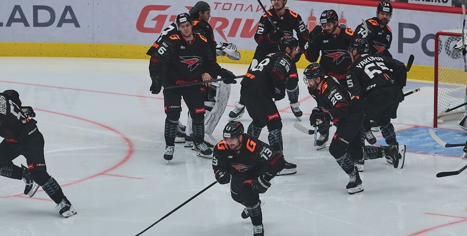 Рекорды клуба, камбэк Маклауда и неудержимый Шарипзянов: каким запомнится регулярный сезон "Авангарда"