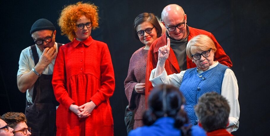 Квинтэссенция памяти и чувств. Вкус одуванчикового лета в Омской драме