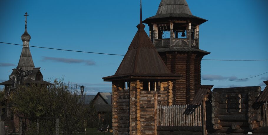 На качелях и с крашенными яйцами. В Большеречье ярко встретят весну