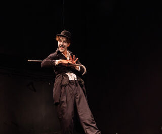 Ода любви к человеку. Омичи оказались на творческой встрече с Чарли Чаплином