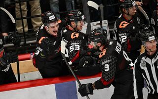 "Авангард" начал второй раунд Кубка Гагарина с крупной победы