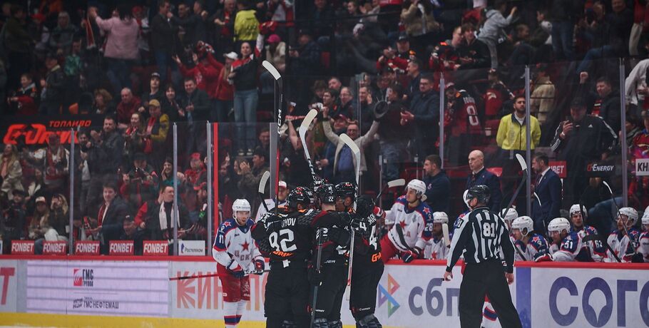 "Авангард" выиграл обе домашние игры у ЦСКА