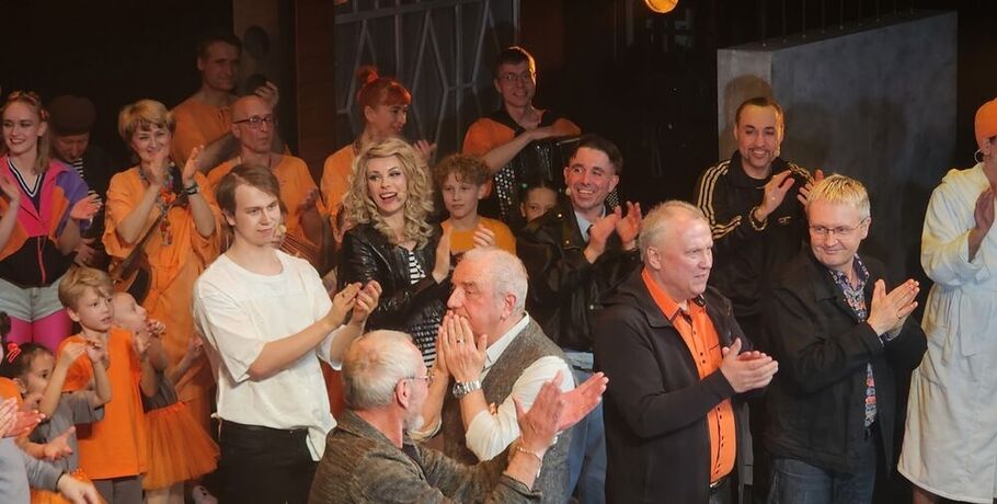 "Время не ждёт". Как непогода помогла придумать мюзикл с песнями группы "Чайф"