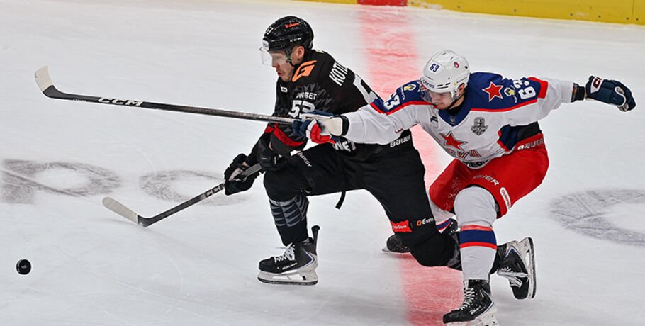 "Авангард" сыграет с "Локомотивом" в полуфинале Кубка Гагарина