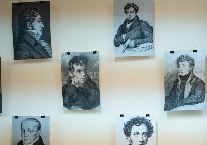 Увидели старые афиши и рассказали о любимых книгах.&nbsp;"Библионочь" объединила омичей субботним вечером