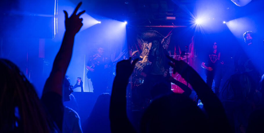 Побили рекорд по "тыгыдыкам". Как прошёл день рождения рок-группы Vandal CatZ