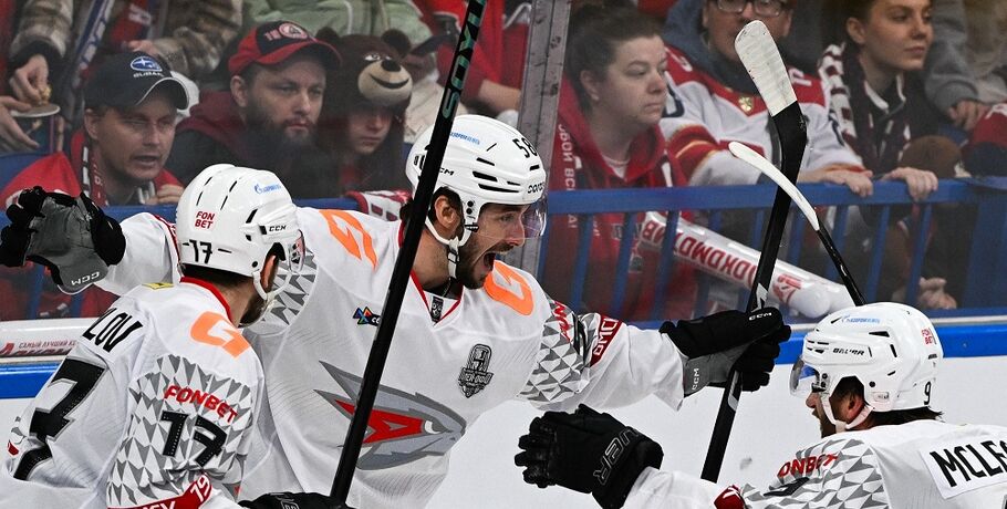 "Авангард" добился убедительной победы в стартовом матче 1/2 финала