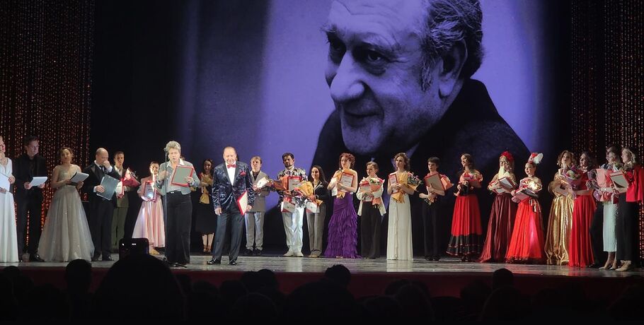 Актриса Омского музтеатра выступила на конкурсе молодых артистов оперетты и мюзикла в Екатеринбурге