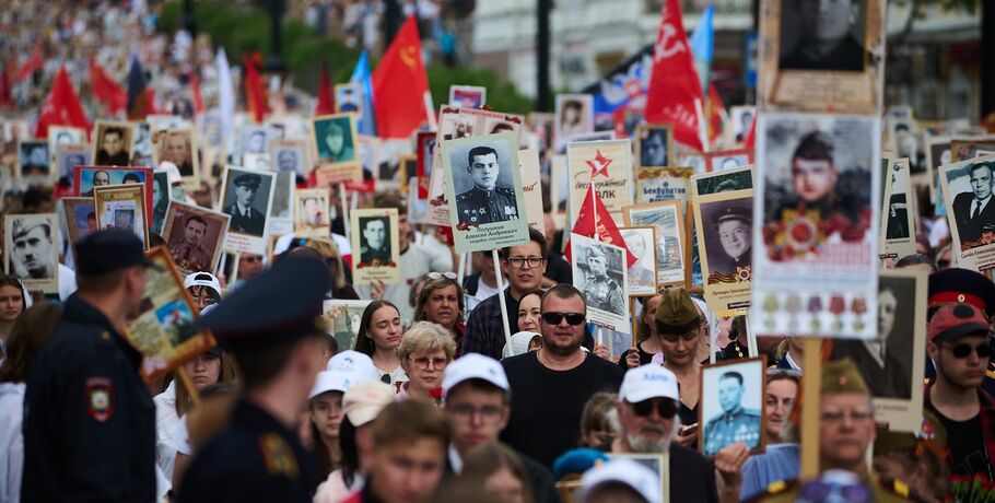 Вечно живые. Омичи поделились историями своих героев в строю "Бессмертного полка"