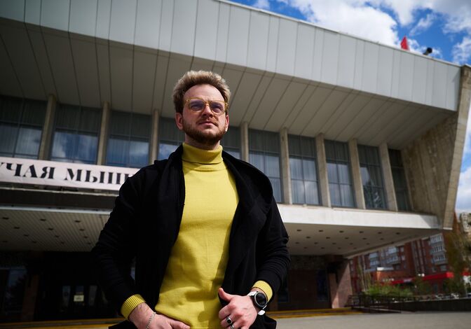 Илья Скляров: "Я фанатик своего дела - иногда забываюсь в театре так, что сам для себя отхожу на второй план"