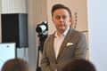 "Сегодня как никогда нужно думать о зрителе". Кирилл Крок о заботе с пользой для театрального кошелька