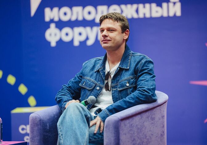 Жизнь после "Молодёжки" и тридцати: Влад Канопка о продюсировании, новом поколении и Омске Жизнь после "Молодёжки" и тридцати: Влад Канопка о продюсировании, новом поколении и Омске