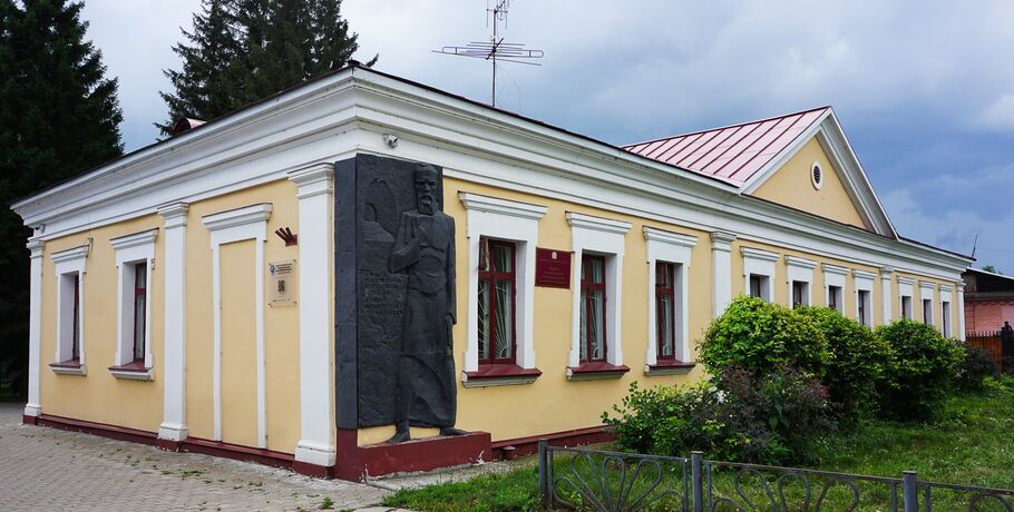 Литературный музей намерен поспорить с омичами о Достоевском