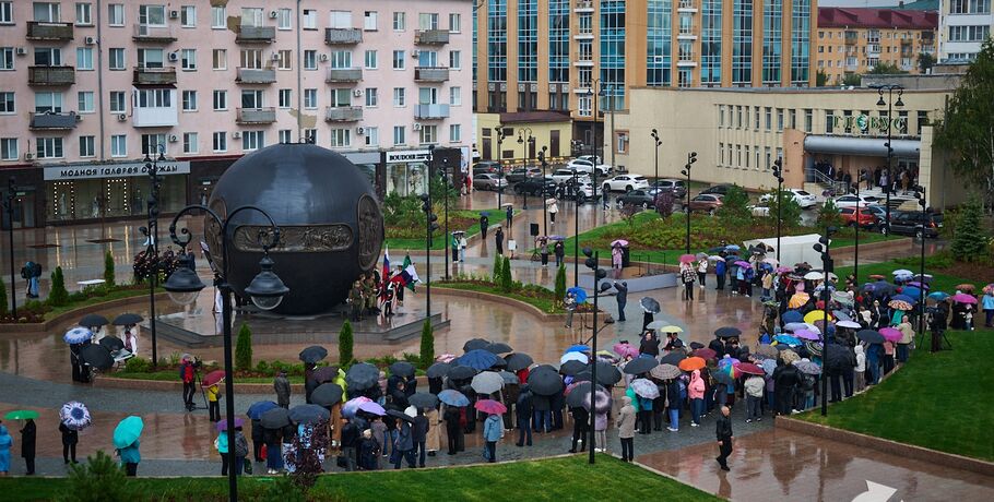 Возвращение "Державы": главный шар Омска обрёл вес и занял прежнее место
