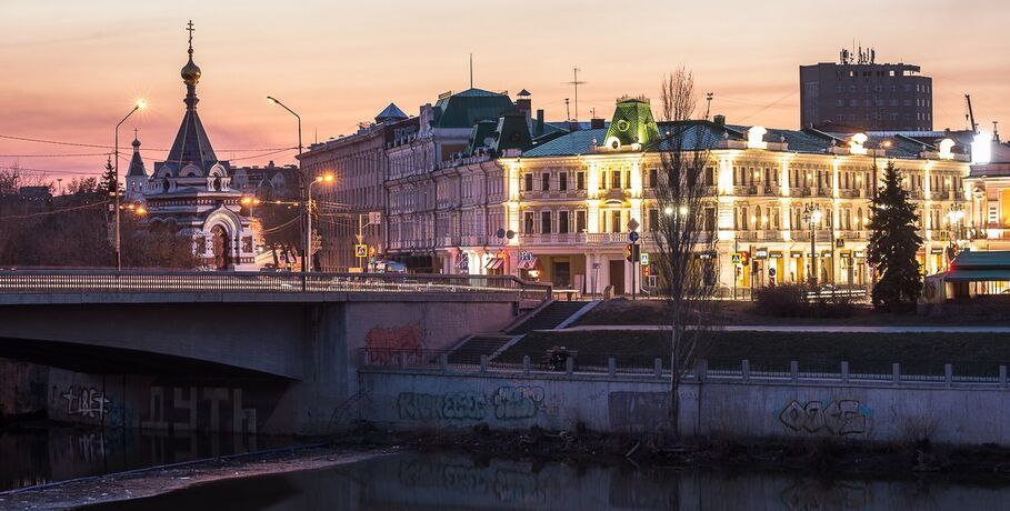 В Омске добиваются ремонта фасадов старинной гостиницы "Россия"