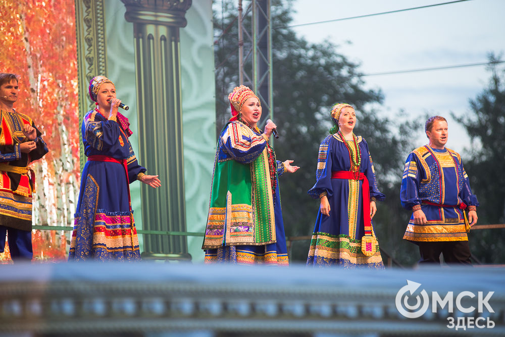 5 августа Омску исполнился 301 год. В этот день традиционно прошли сотни праздничных мероприятий, начиная от бегового марафона и заканчивая сожжением скульптуры, символизирующей город.