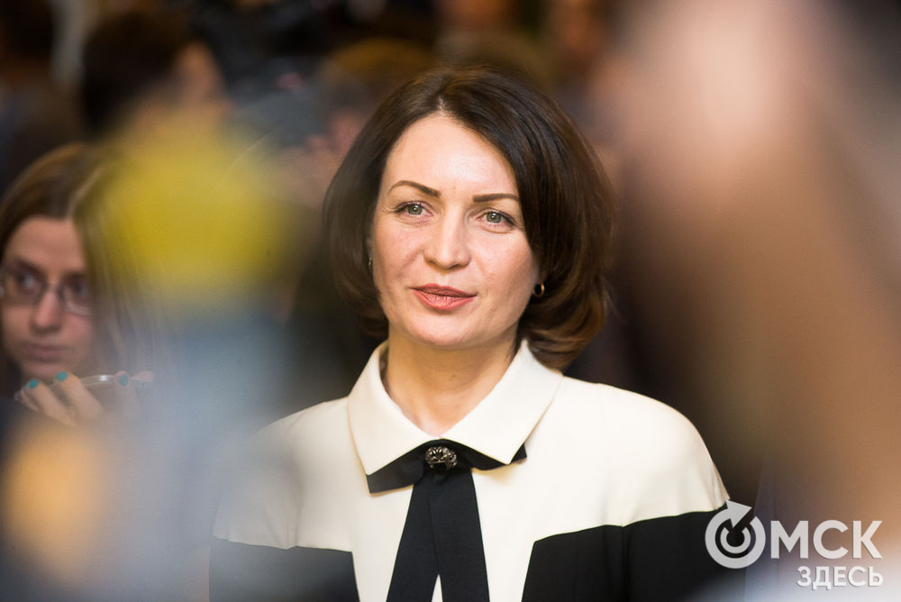 8 декабря в Омске появился новый мэр - Оксана Фадина официально вступила в должность. Подробности: https://omskzdes.ru/politics/52543.html