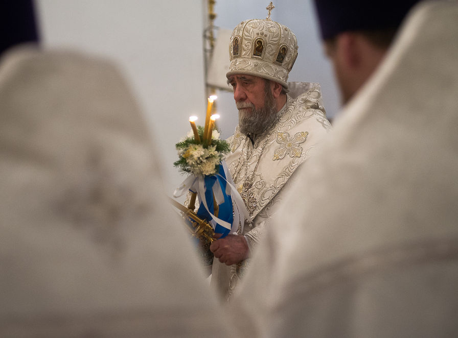 Рождество в храме: как омичи встречали главный православный праздник