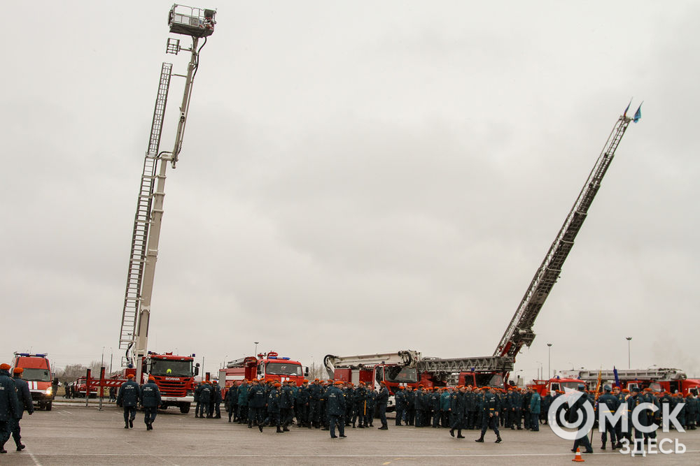 370-летие противопожарной службы. Подробности читайте здесь . Фото: Екатерина Харламова