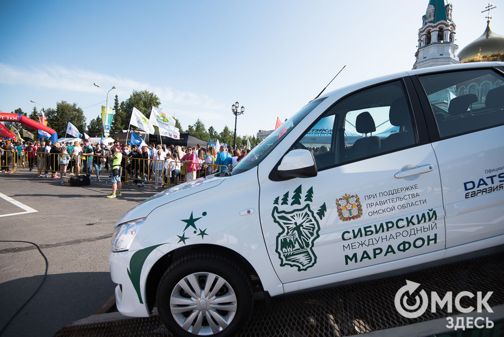 В День города, 3 августа, в Омске состоялось главное беговое событие этого года - XXX Сибирский международный марафон. Фото: Илья Петров