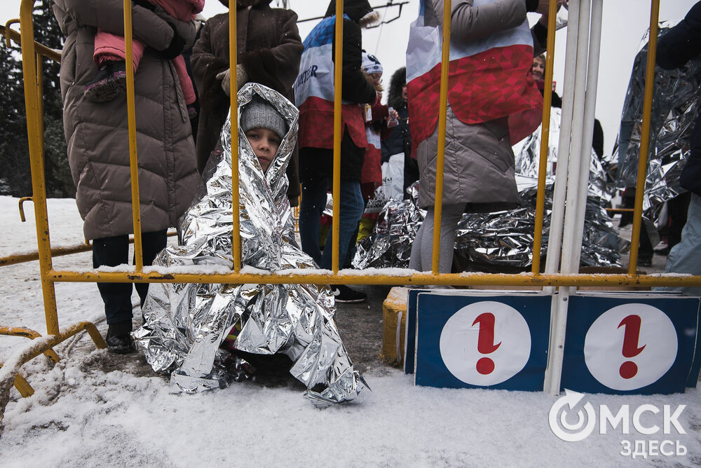 Представители 18 государств и 26 российских регионов вышли на трассу самого холодного забега в мире. Фото: Илья Петров