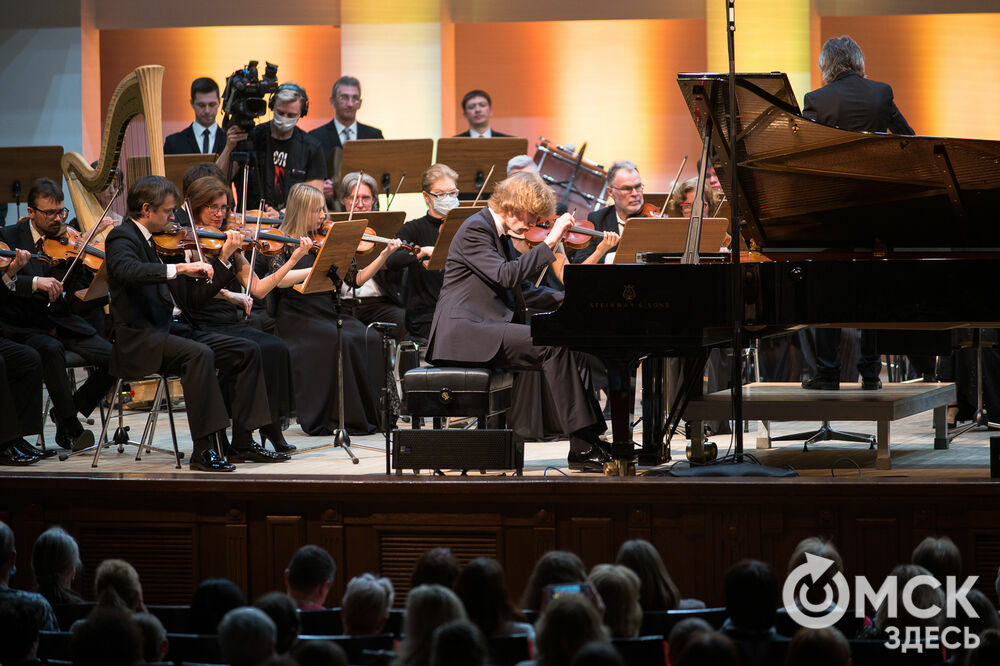 Омск стал одним из семи городов, в которых прошёл большой концертный тур "Молодые звёзды классической музыки". Фото: Илья Петров