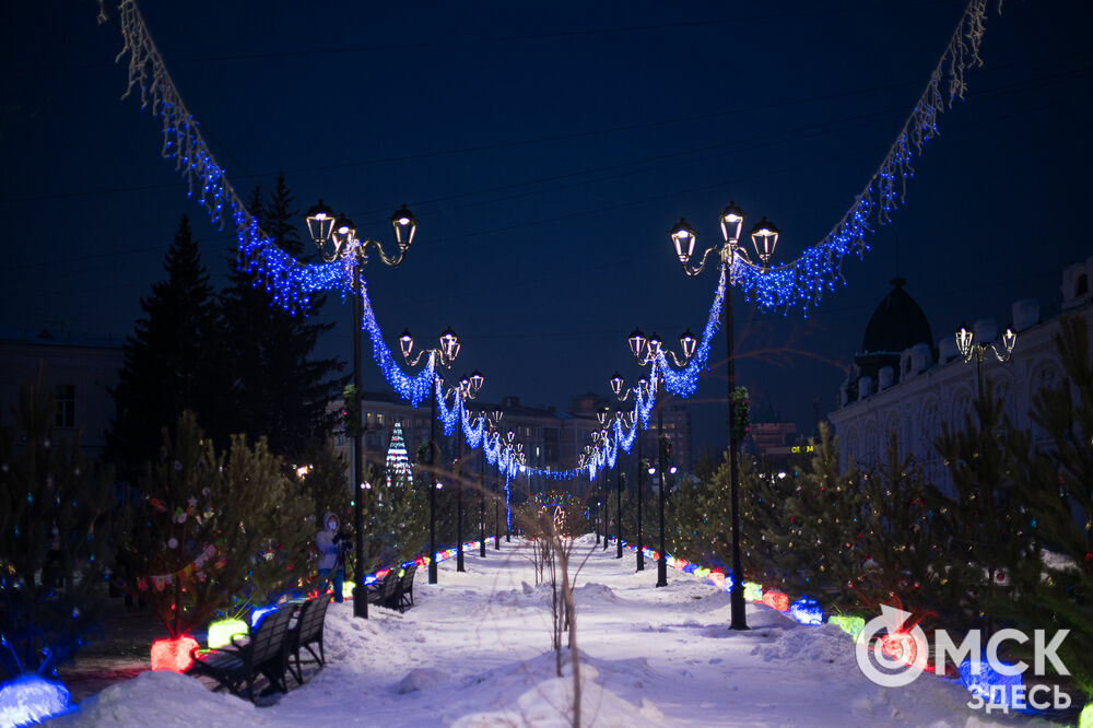 На улице Музейной открылась новогодняя локация "Зимний Любинский". Фото: Илья Петров