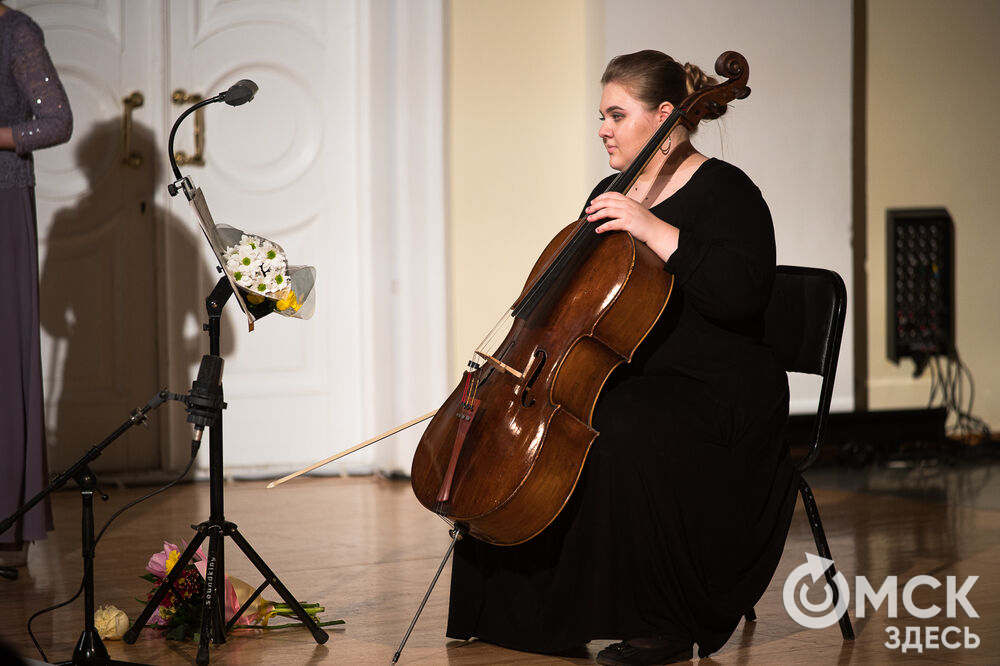 Виолончелистка Анастасия Ушакова выступила в Органном зале с новой концертной программой. Фото: Илья Петров