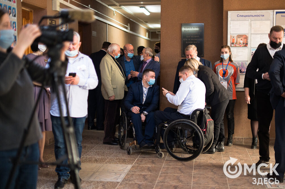 В Омском колледже профессиональных технологий открылся Музей паралимпийской славы. Фото: Илья Петров