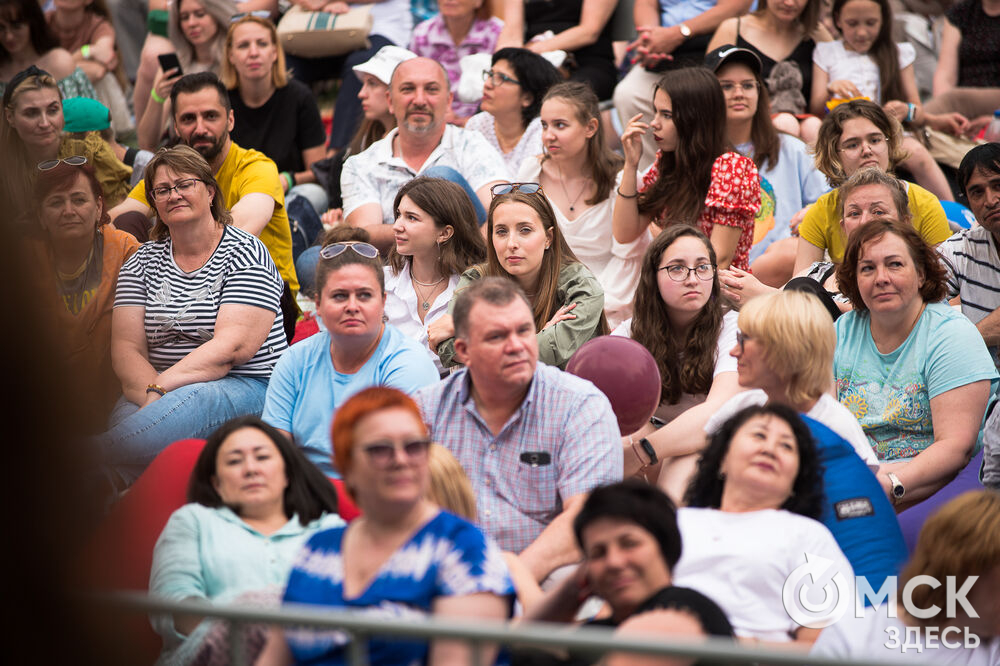 В 2022 году фестиваль "СимфоПарк" (0+) поставил рекорд: за день музыкальный open-air посетили около 10 тыс. зрителей. Фото: Илья Петров.