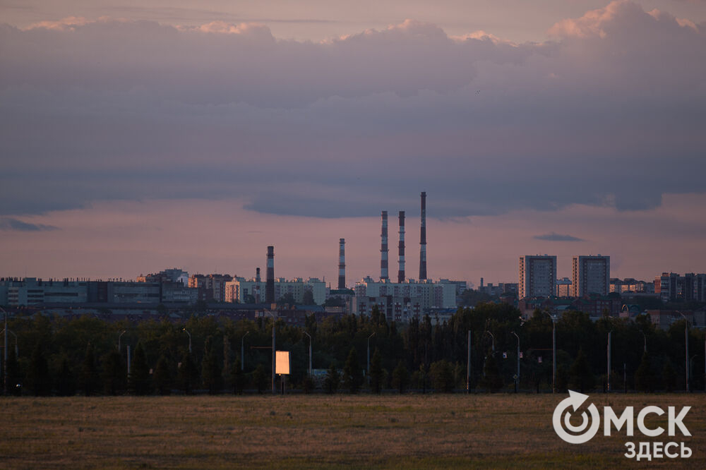 В Омском аэропорту состоялся летний споттинг. Наш фотограф Илья Петров также стал участником этого события и сделал красивые кадры.