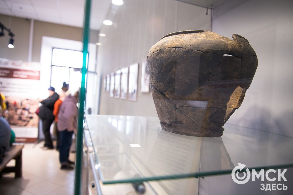 14 октября в Цейхгаузе Омской крепости открылась археологическая выставка. Фото: Илья Петров