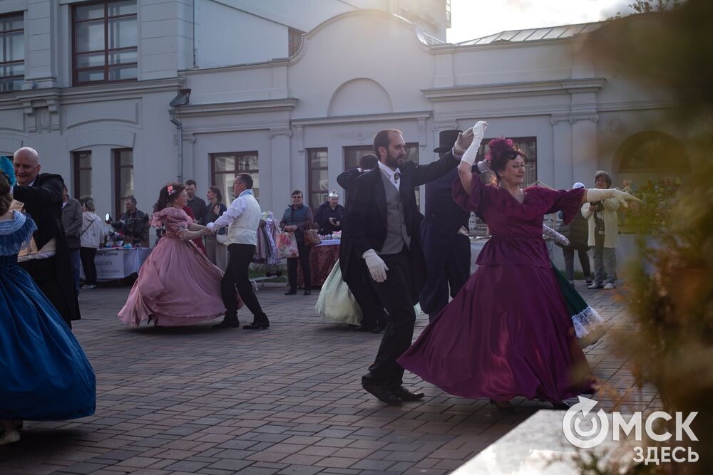 Викторианский косплей в Омске. Фото: Ирина Сол, Елизавета Медведева.